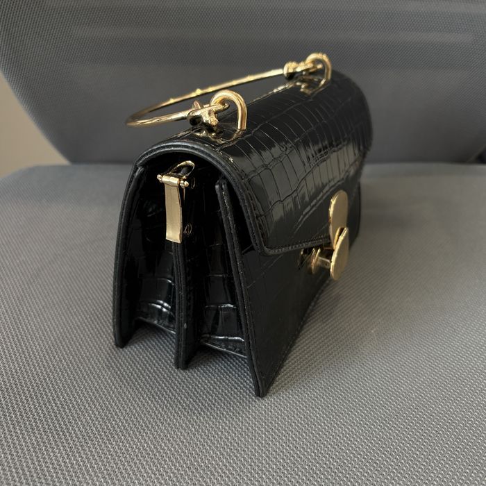 Лаковая сумка женская