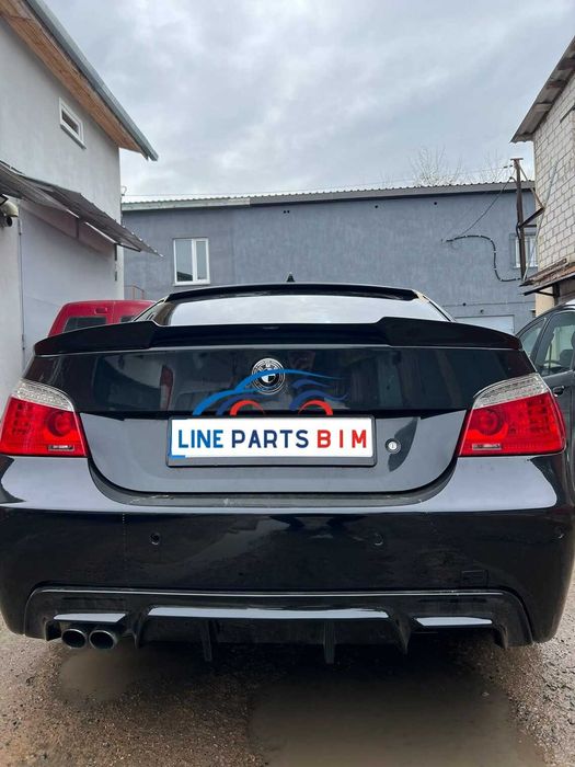 Eleron Lip Codita Portbagaj BMW Seria 5 E60 M4 style, Negru Lucios NOU ...