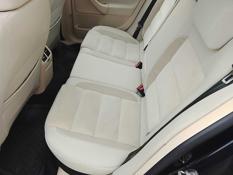 Vind auto vw golf 6 pe benzina