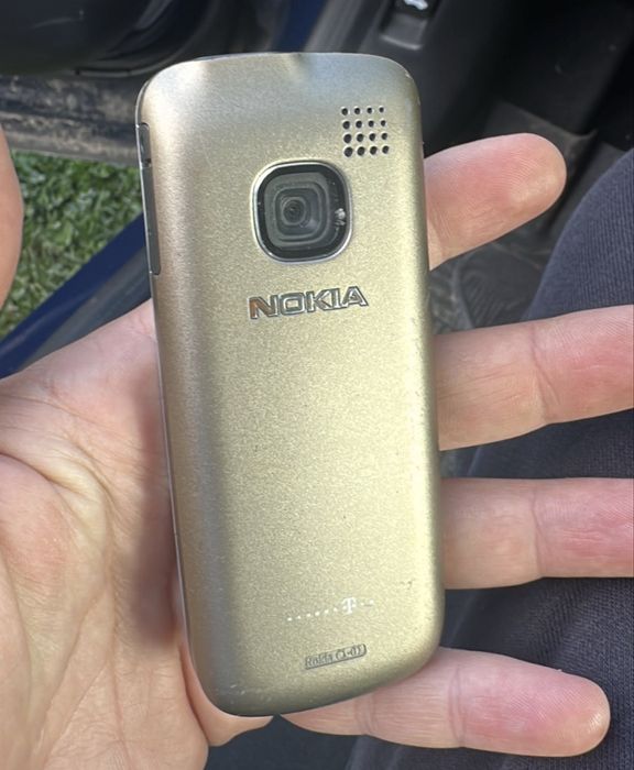 Nokia C1, cu casti si baterie noua.