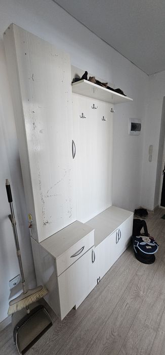 Продам прихожку недорого