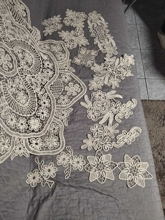 Fata de masa și mileuri