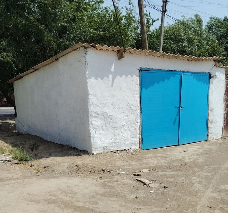 Бизнес учун кулай жой срочно гараж сотилади кадастри бор