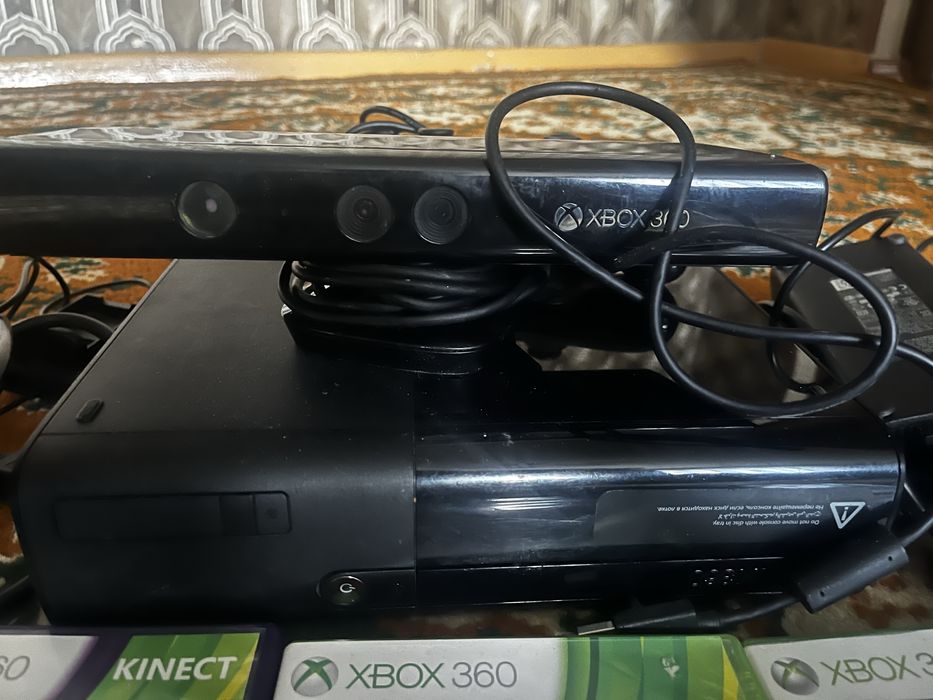 Продам Xbox360 срочно