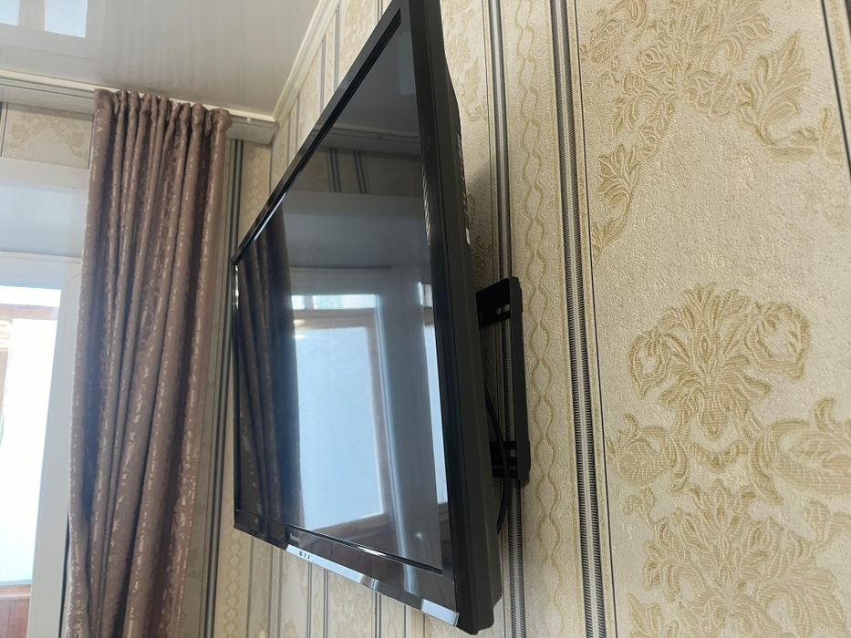 Продам телевизор Panasonic