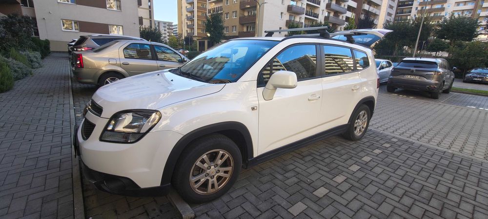 Chevrolet Orlando 2012 - 1.8 141 CP Benzina + GPL de fabrica - 7 Locuri.