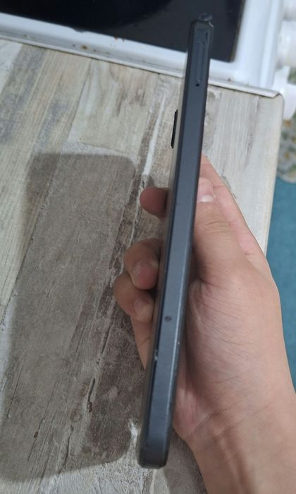 Realme C30s  черны цвет