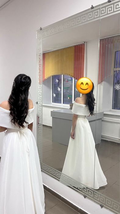 Продам белое платье