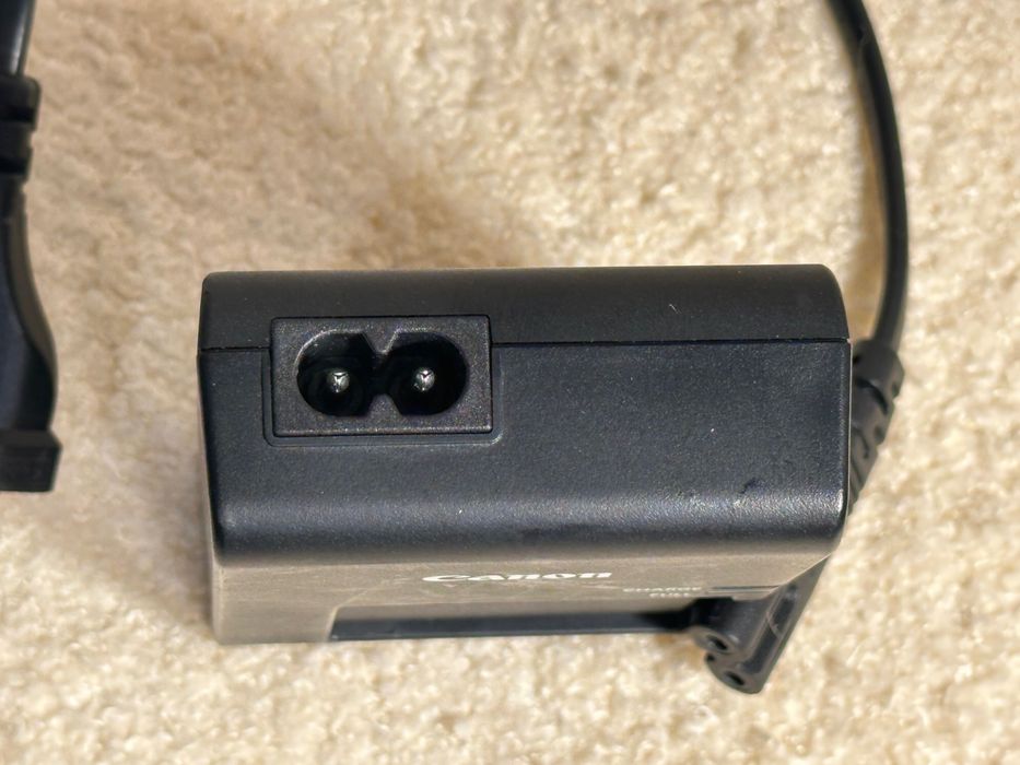 Фотоапарат CANON EOS4000D