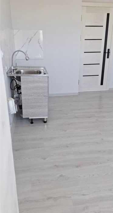 СРОЧНО!!! Сдаётся своя двухкомнатная квартира Сергели Строитель 2/3/9