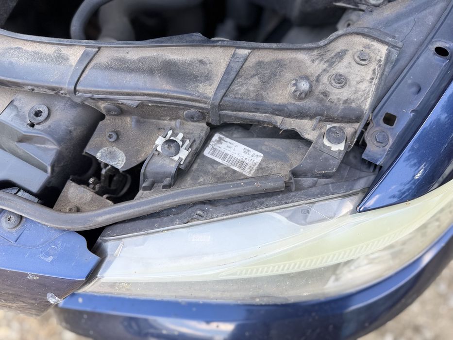 Far faruri bmw e90 e91 lci