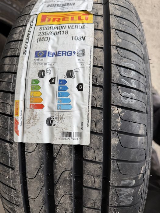 Гуми за джип 235 60 18 Pirelli