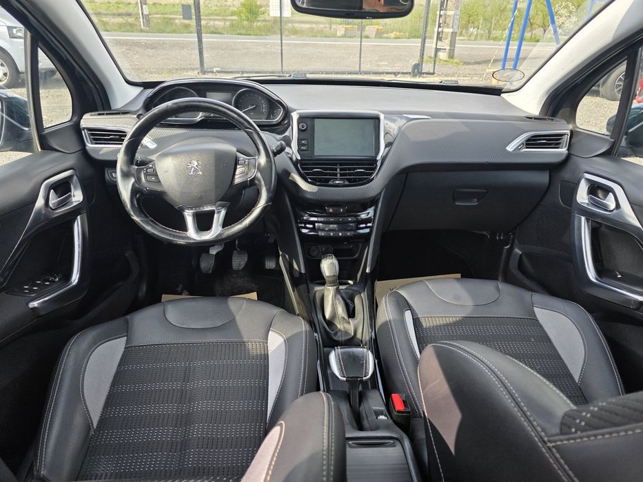 Peugeout 2008 2017 Garantie/Rate/Cash
