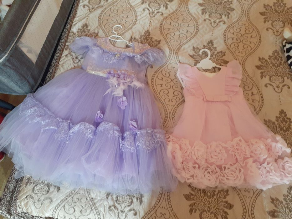 Продаю нарядные платья на девочку!