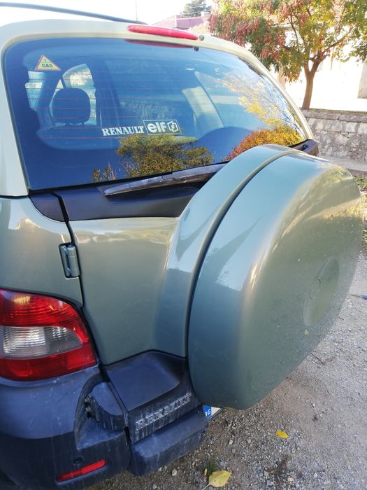 Рено Сценик 4х4 обслужено във добро състояние за годините си