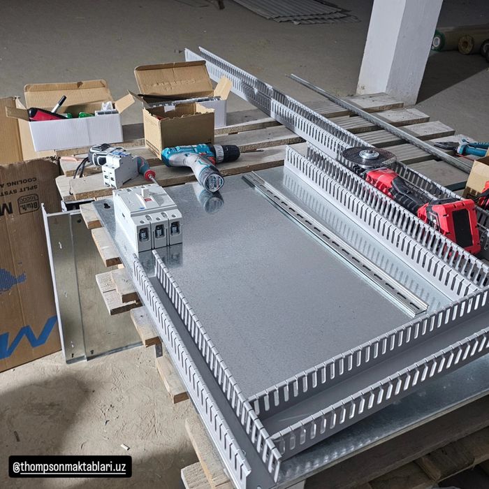 Электромонтаж и услуги электрика
