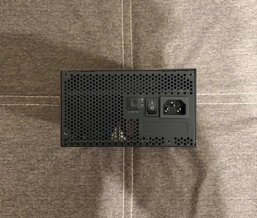 Продам блок питания Asus 850W