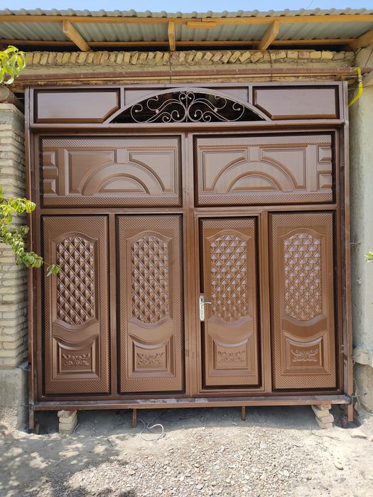 Darvoza buyurtma asosida dastafka bor