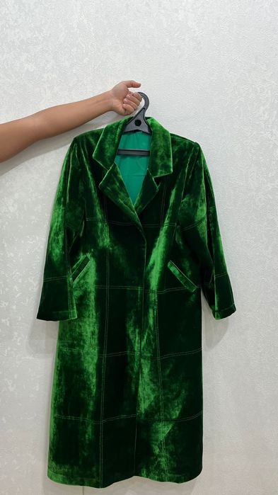 Женский бархатный тренч,