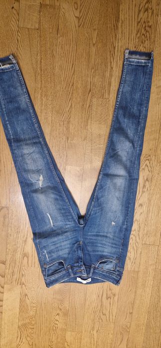 Blugi Zara mărimea 34