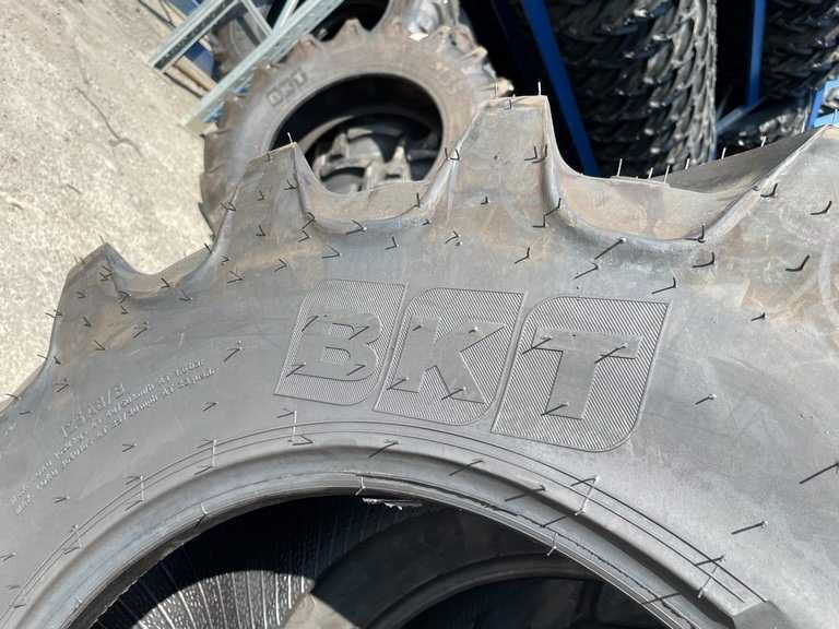 Cauciucuri noi 340/85R24 radiale pentru tractor fata marca BKT