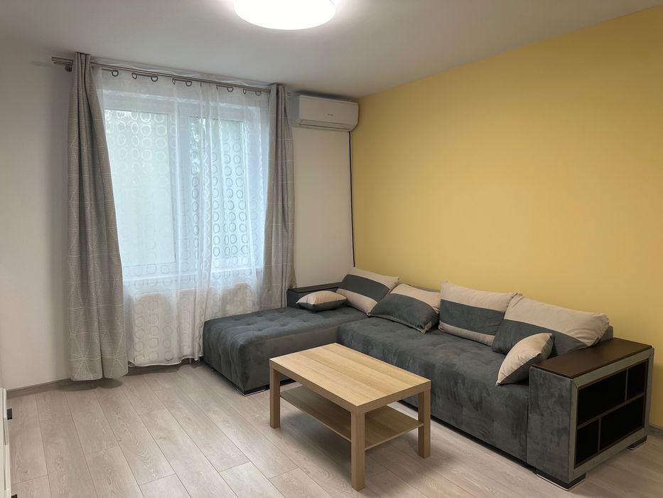 Apartament de închiriat cu 2 camere în Chisineu-Cris