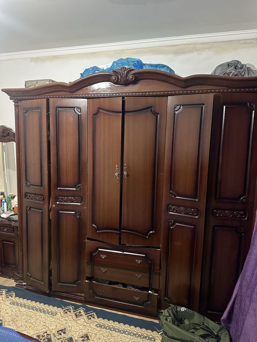 Спальный гарнитур бу