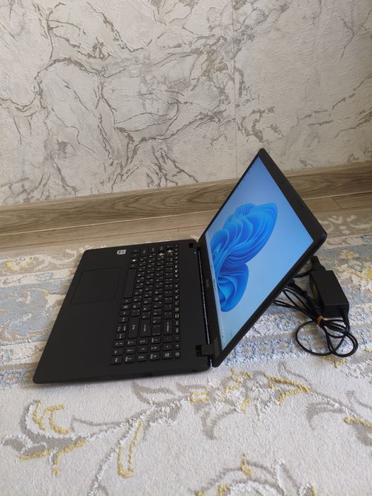 Acer i5-10, ssd 512m2, оперативки 8