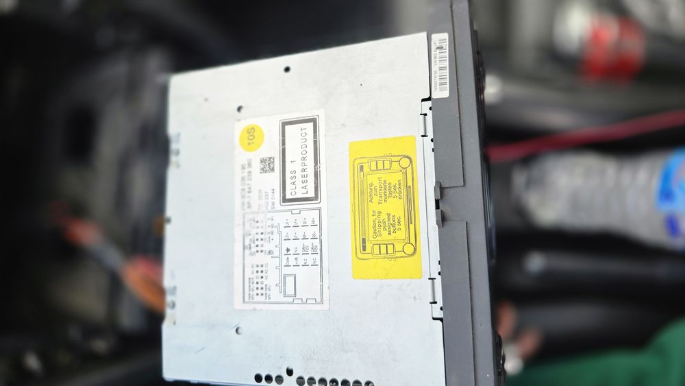 VW Мултимедия 3C8 035 195 и Медия за VW PASSAT B6