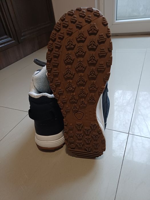 Дамски обувки, непромокаеми