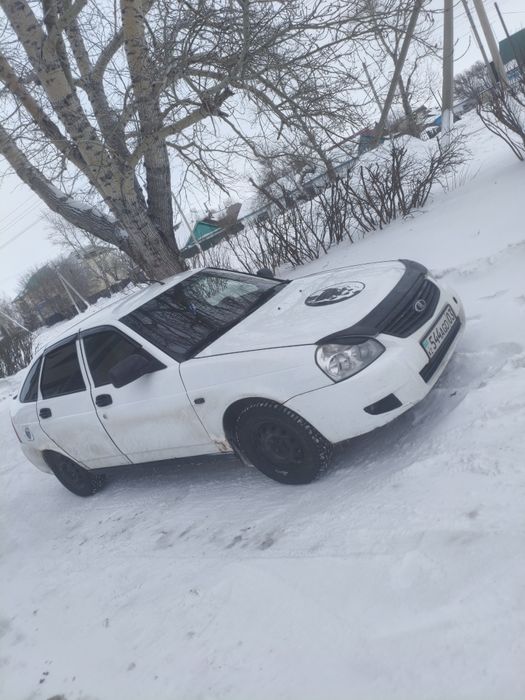 Продам Приору 2013года