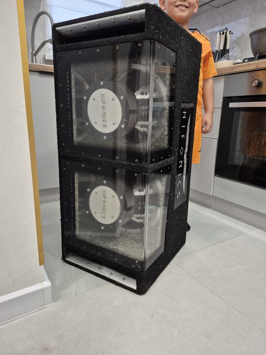 Сабуфер мощный  срочно