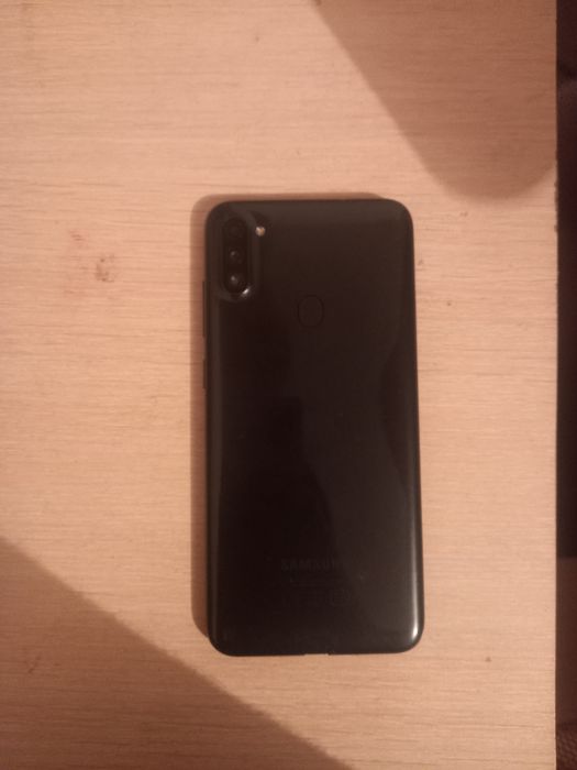 Samsung a11 32gb обмен есть