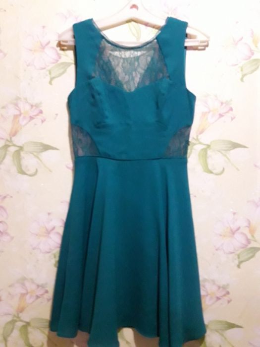 Платье  нарядное