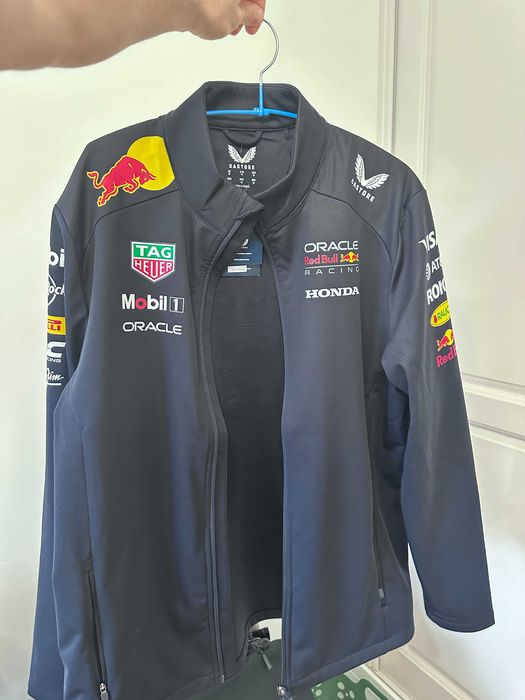 Geacă Softshell F1 Red Bull Racing Team - Castore - Mărimea M - Nouă