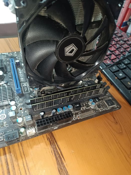 Материнская плата MSI H61M-E23 (B3)