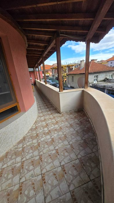 Продава се Тристаен апартамент в Хасково, Дружба 1 - 131 кв.м за 1642 €/кв.м - Снимка #13