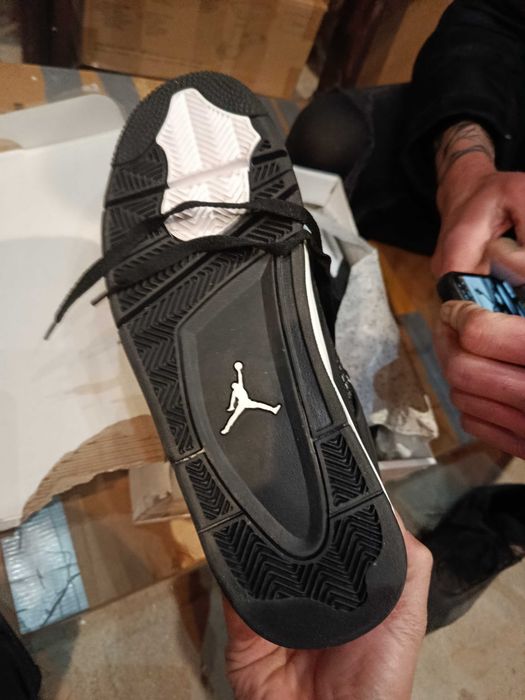 Nike Air Jordan 4 Retro "White Thunder"