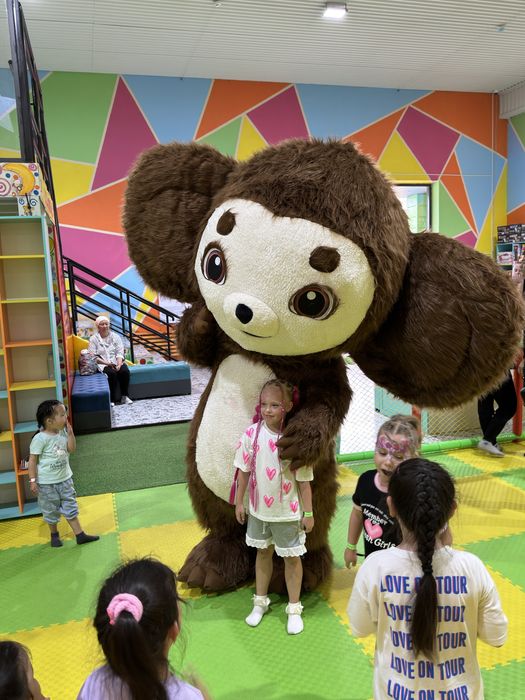 Поздравление от Чебурашки