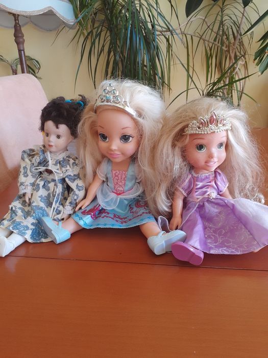 3 големи кукли - Пепеляшка, Рапунцел и порцеланова