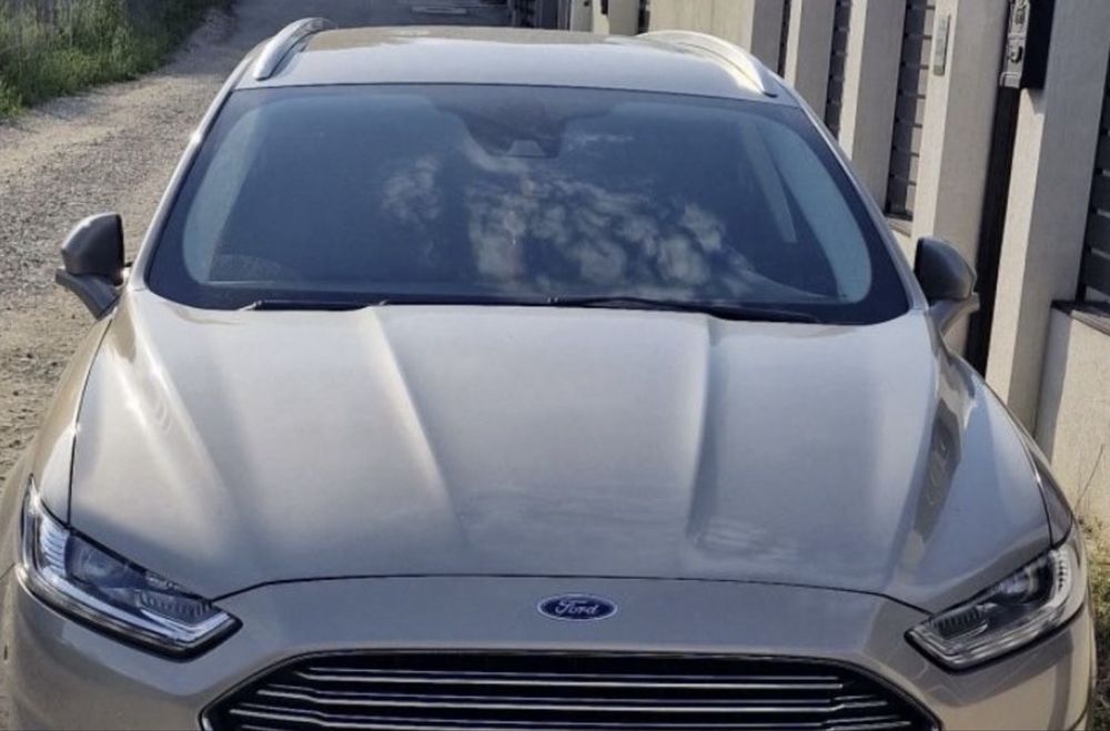 Capota motor Ford Mondeo Mk5 culoare maro / aurie / balamale capota