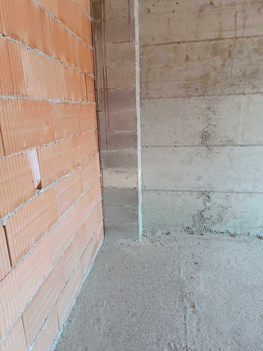 Тристаен апартамент Широк център 98 м2