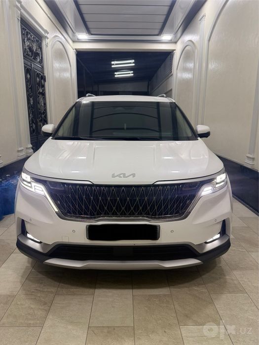 Kia carnival 2023 yil koreya