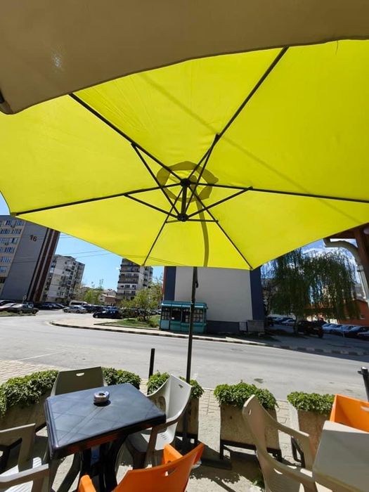 Дава се под наем Магазин в Самоков - 80 кв.м за 357 € - Снимка #1