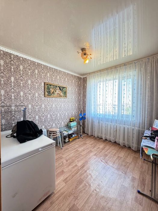 Продается 4 комнатная квартира