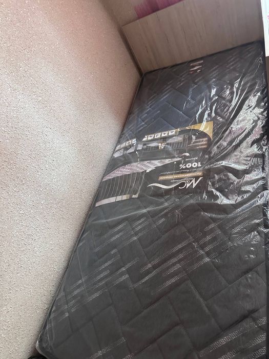 Новые кровати с матрасом