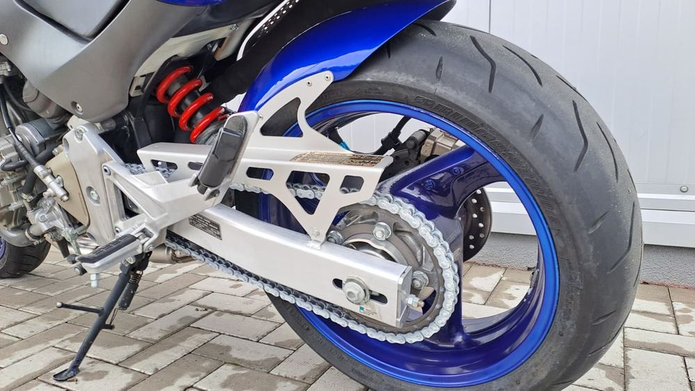 MotoFly Honda Hornet 600 pc34