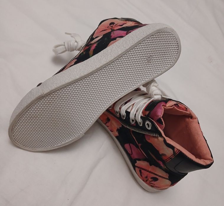 Sneakers Stradivrius, model floral deosebit, nr.39