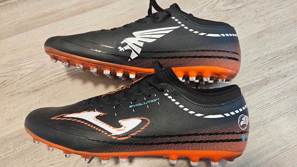 Ghete fotbal Joma Evolution AG Black/Orange – mărimea 43