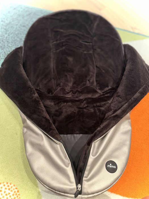 Mima Argento - зимен чувал за количка + подарък маншон за ръце!